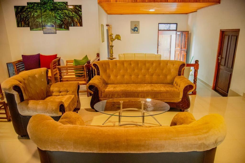 Healand Holiday Bungalow And Restaurant Денияя Екстериор снимка