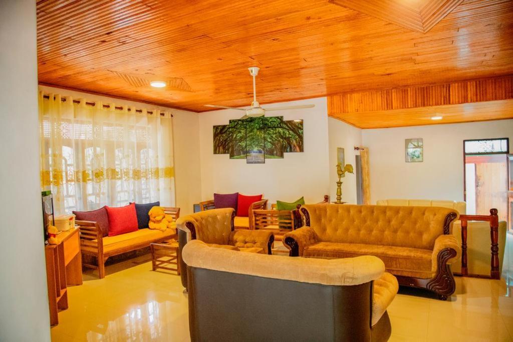 Healand Holiday Bungalow And Restaurant Денияя Екстериор снимка