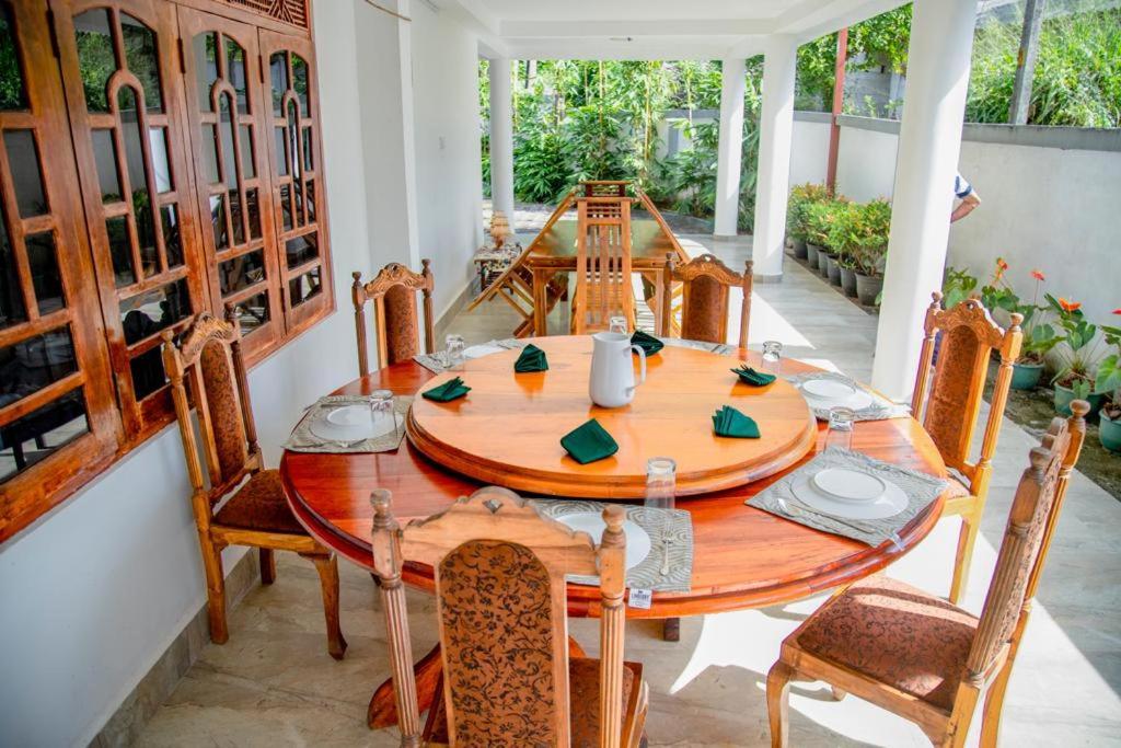 Healand Holiday Bungalow And Restaurant Денияя Екстериор снимка